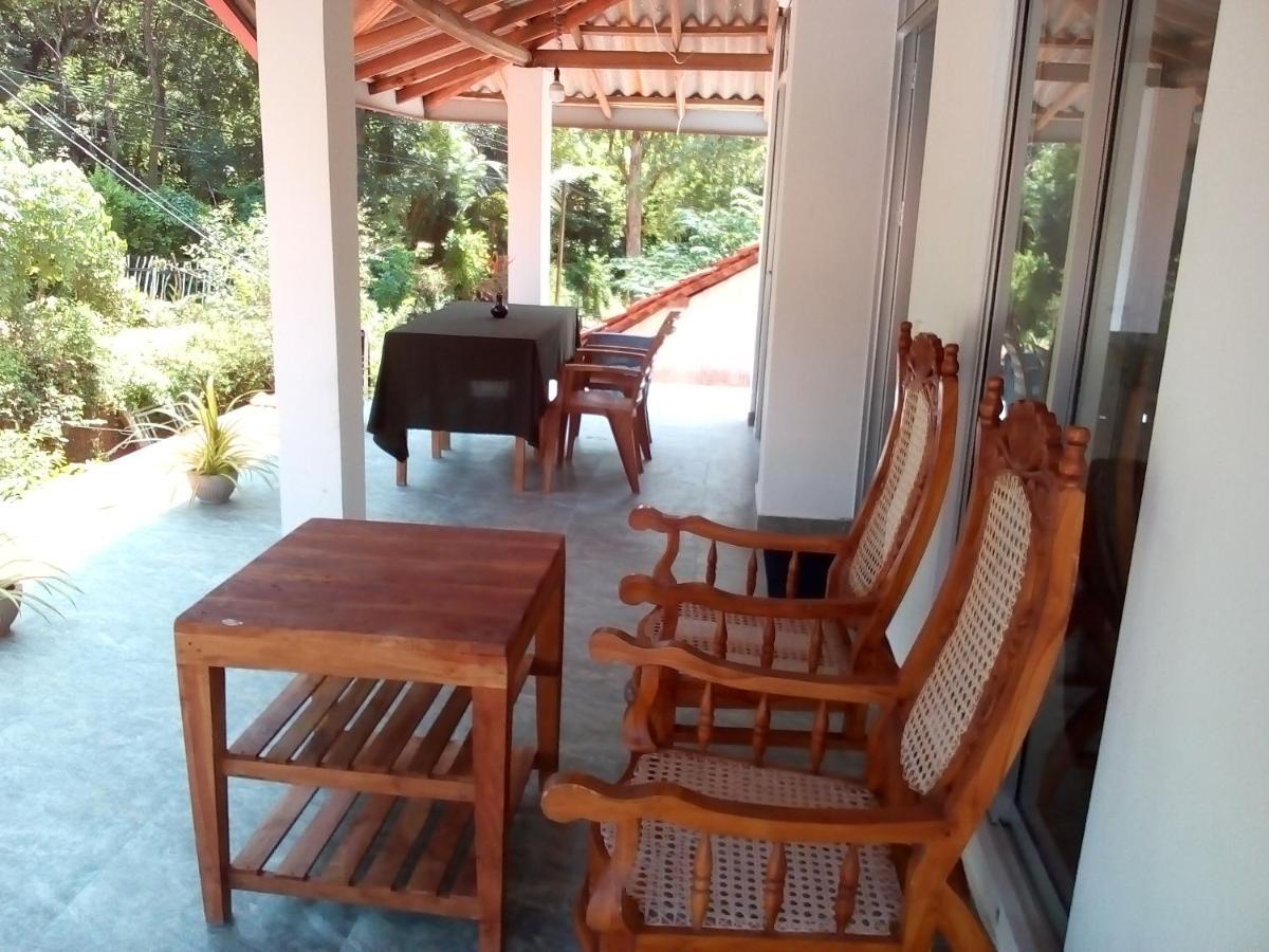 Sandhara Home Stay Tangalle Exterior foto